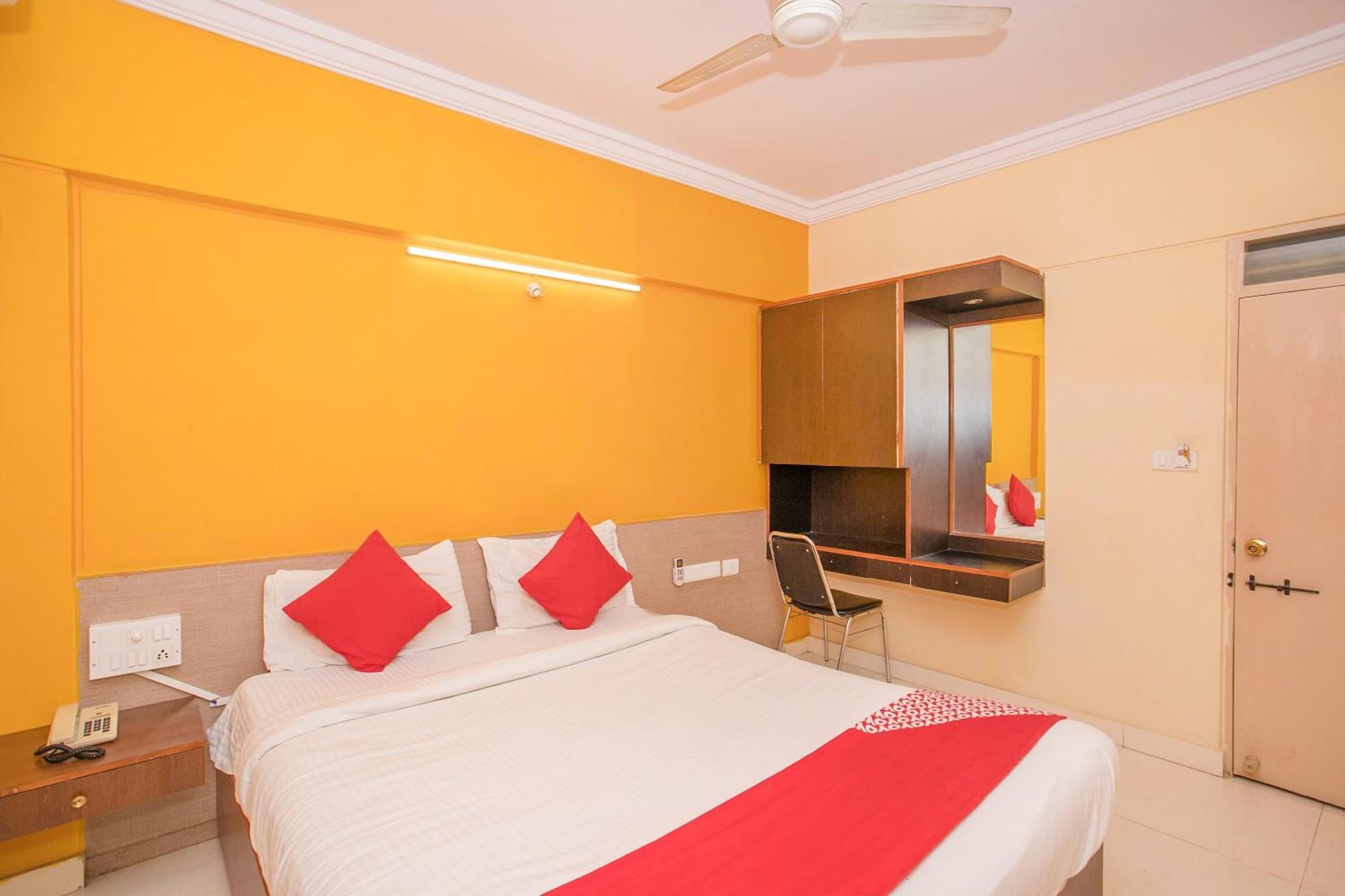 Hotel O Ujwal Residency Bangalore Exteriör bild